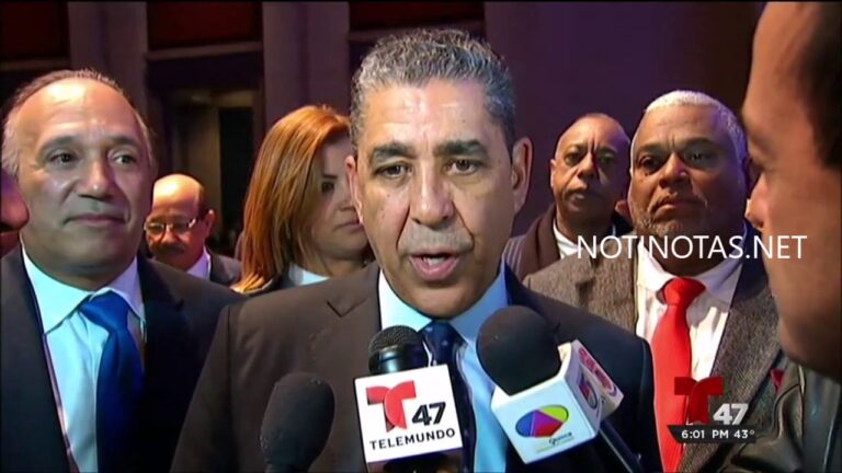 Encuentro perremeístas con Adriano Espaillat en nueva york